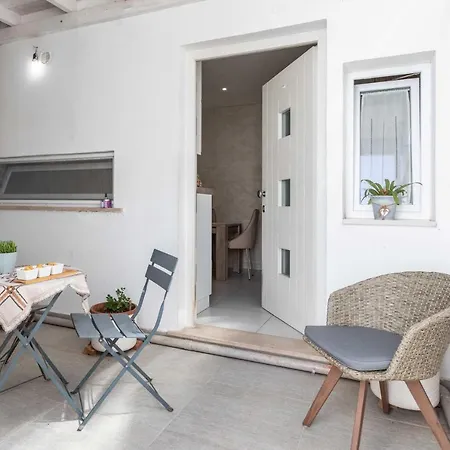 Casa Vacanza L'incanto 2/4 Posti Letto Racale